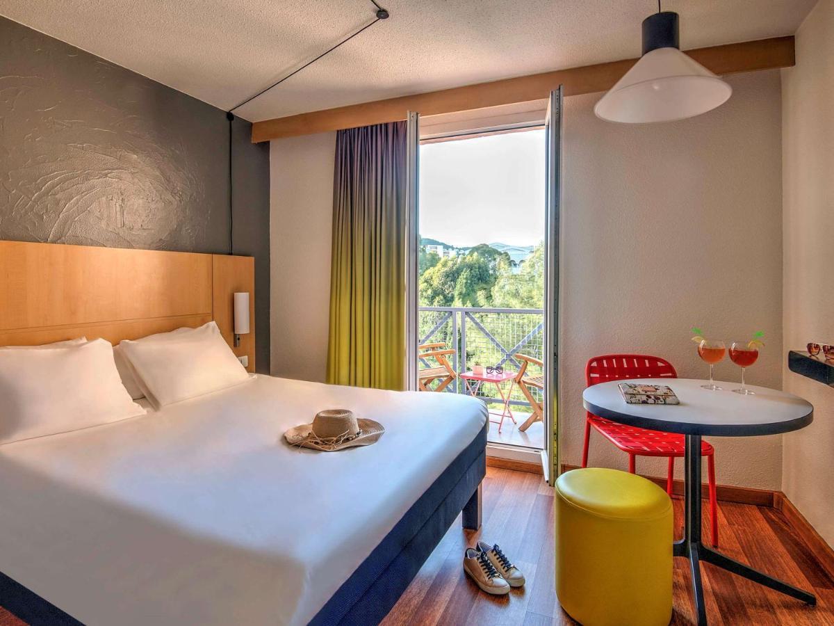 Hotel Ibis Hyeres Centre Esterno foto