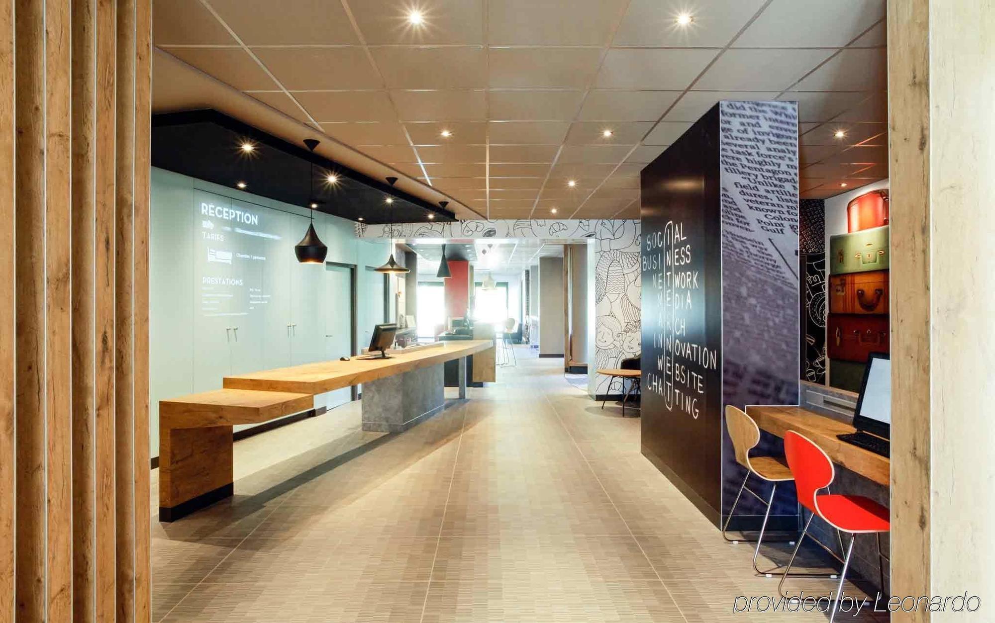 Hotel Ibis Hyeres Centre Esterno foto