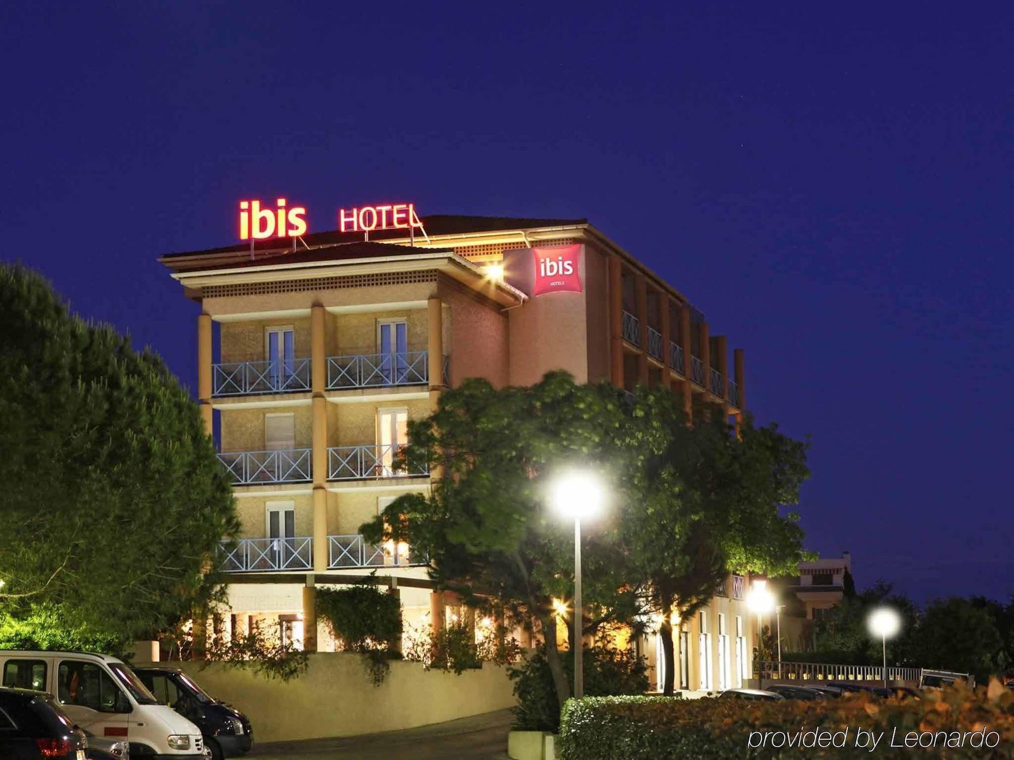 Hotel Ibis Hyeres Centre Esterno foto