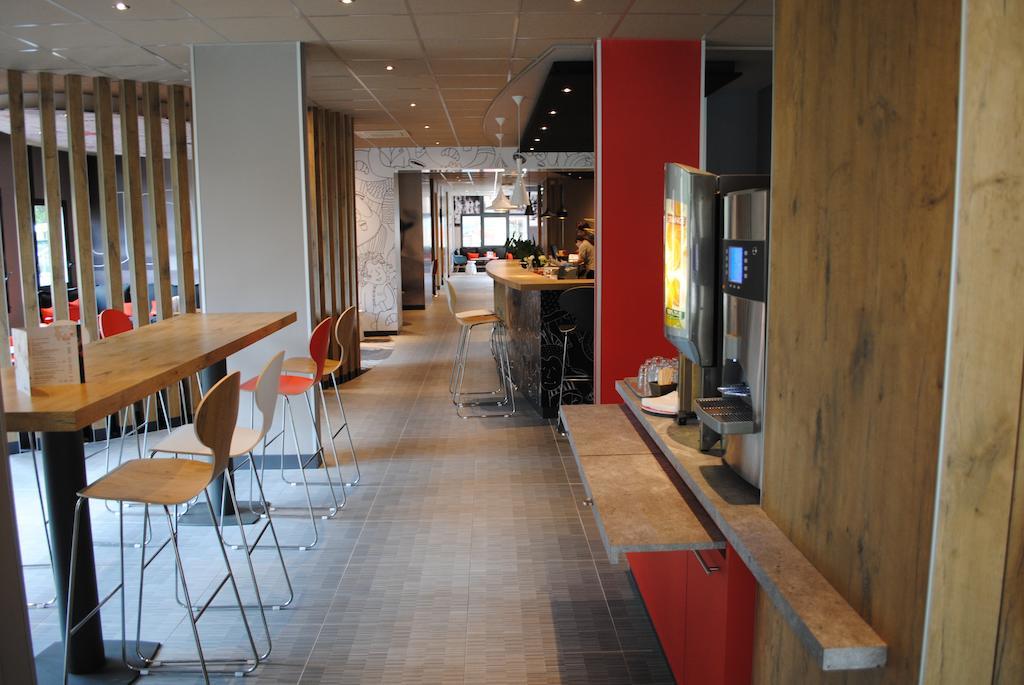 Hotel Ibis Hyeres Centre Esterno foto