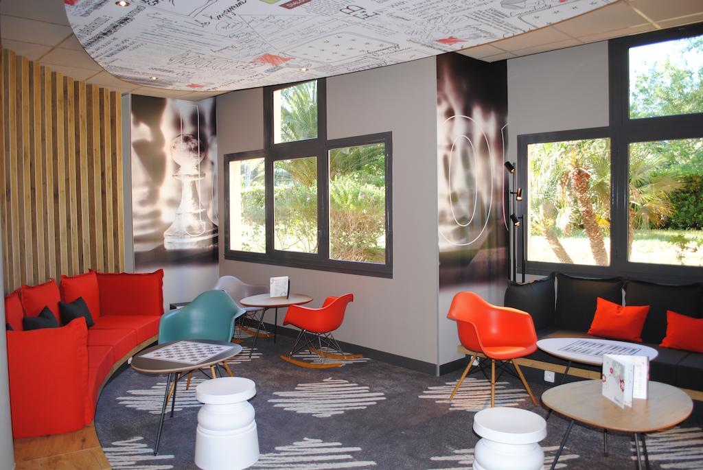 Hotel Ibis Hyeres Centre Esterno foto