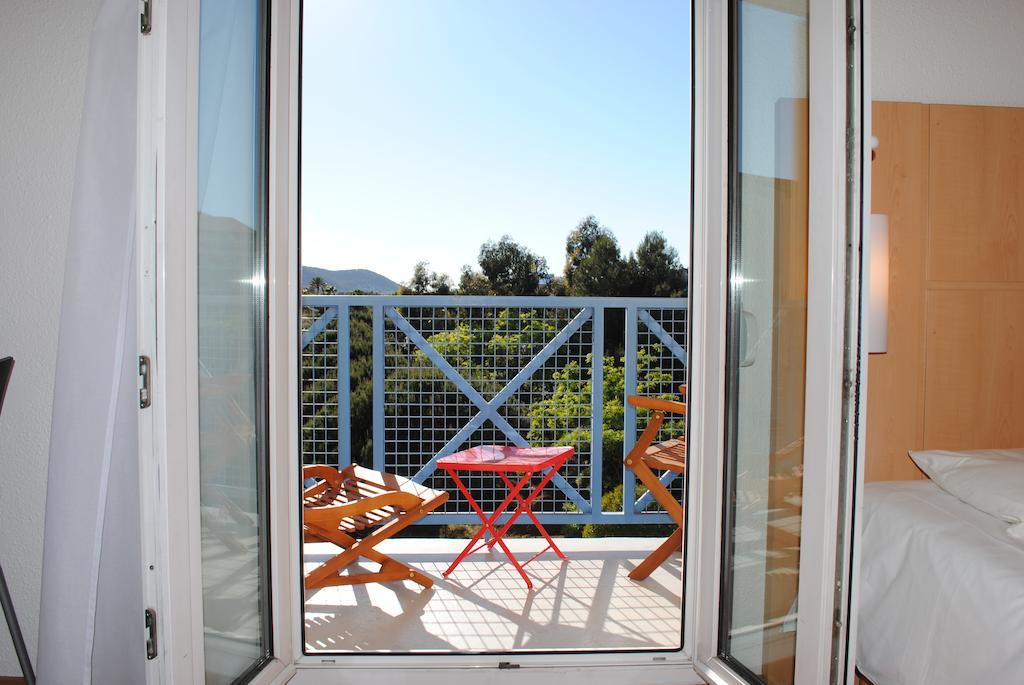 Hotel Ibis Hyeres Centre Esterno foto